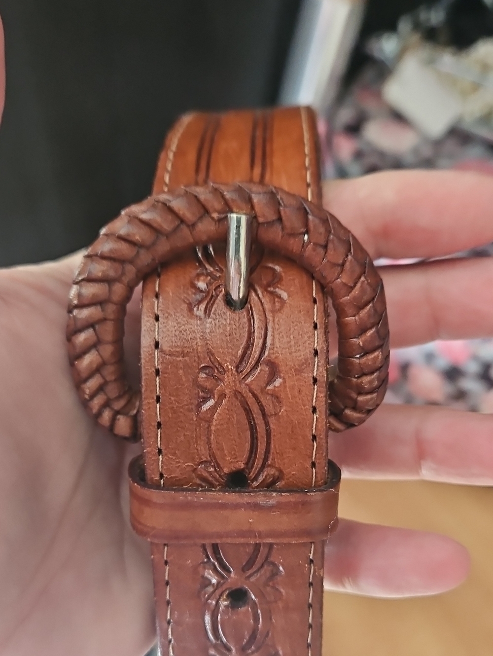 Vintage Brown Embossed Leather Belt with Braided Round Buckle W40-45